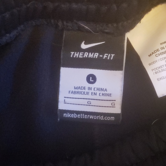 Nike therma-fit joggers - Picture 3 of 3